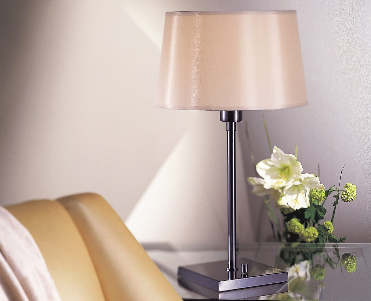 REAL SIMPLE TABLE LAMP by Robert Abbey